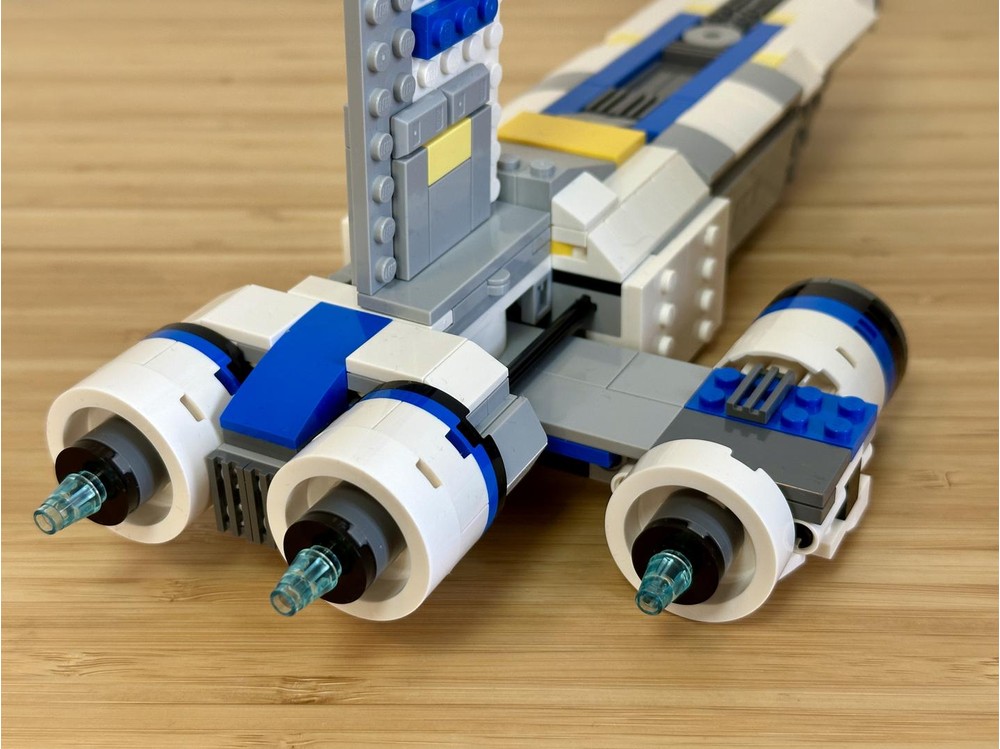 LEGO MOC-221373 Stinger Mantis Midi-Scale - Alternate Build Of 75399 ...