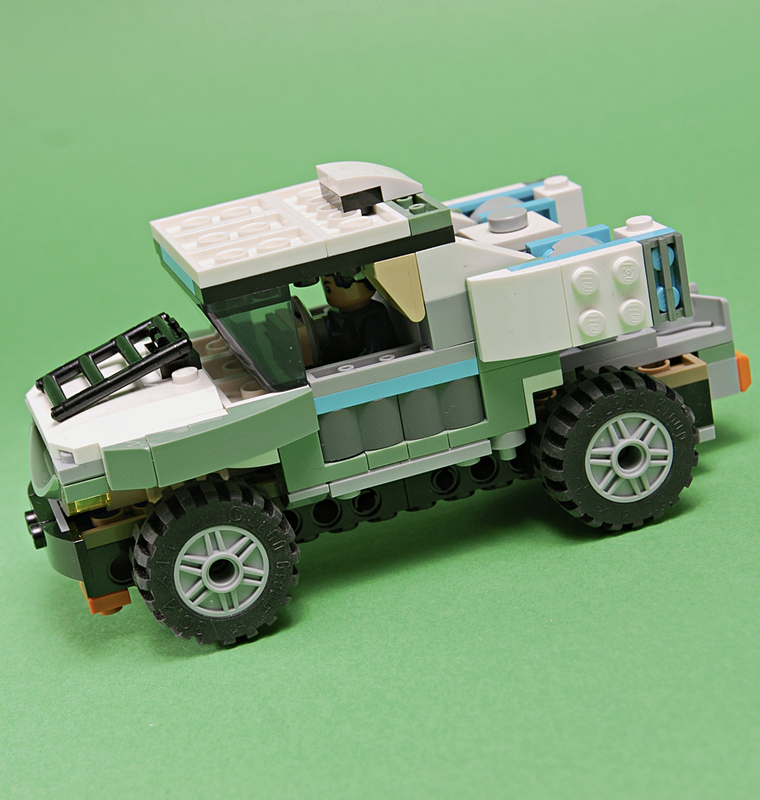 MOC-221914 76966 SNOT car