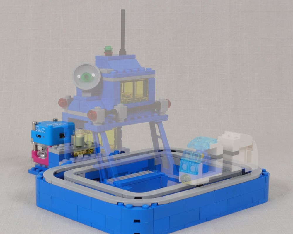 LEGO MOC Motorized Micro Command Center Base by JKBrickworks