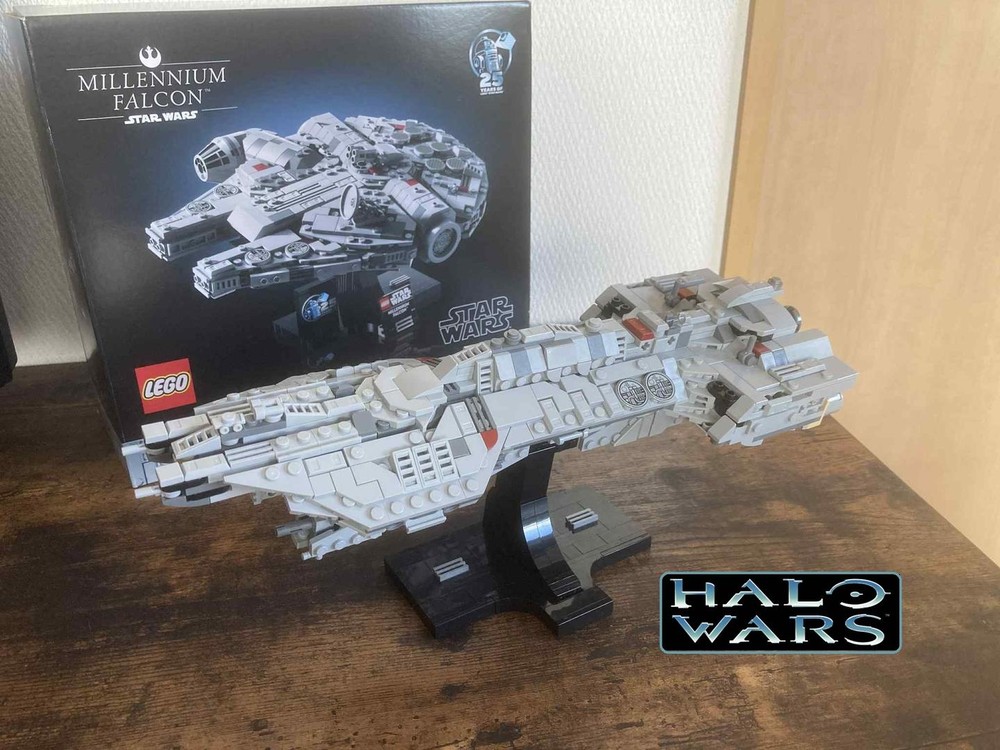 Halo UNSC Sprit of Fire Midi-Scale