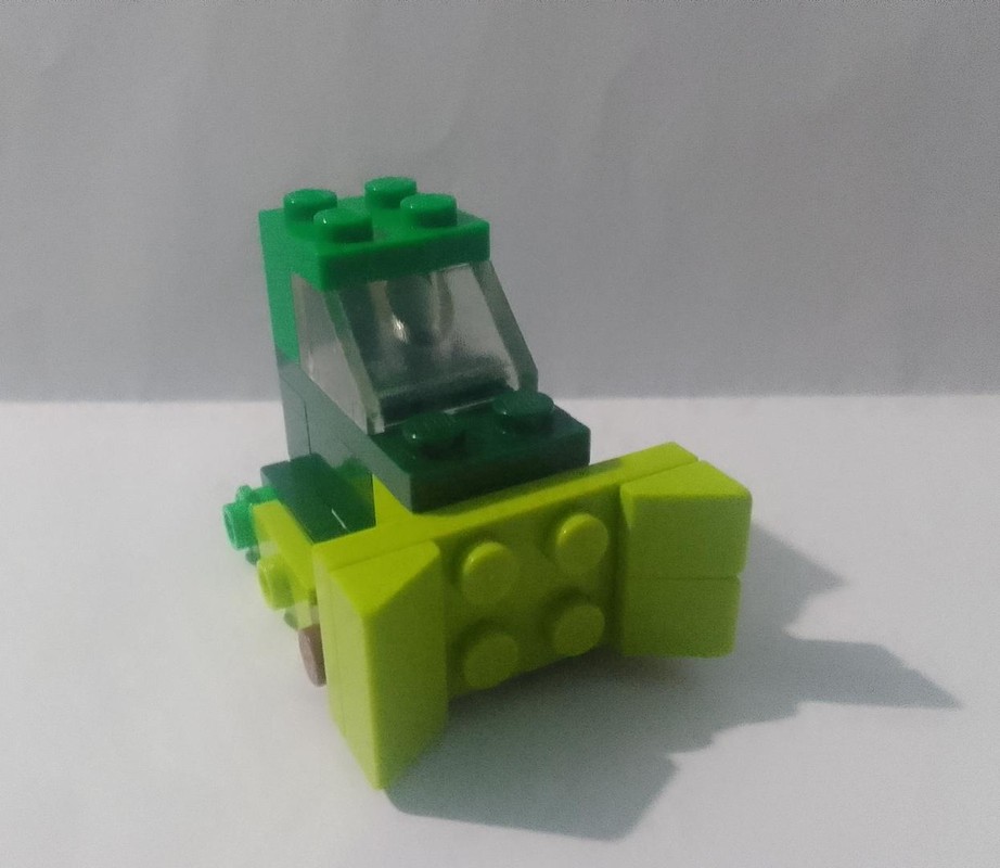 LEGO MOC-224747 Green Bulldozer by HotRod95 | Rebrickable - Build with LEGO