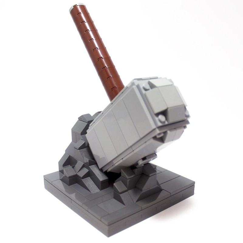 How to build a mini LEGO MOC Thor's hammer, if you can't afford the bi