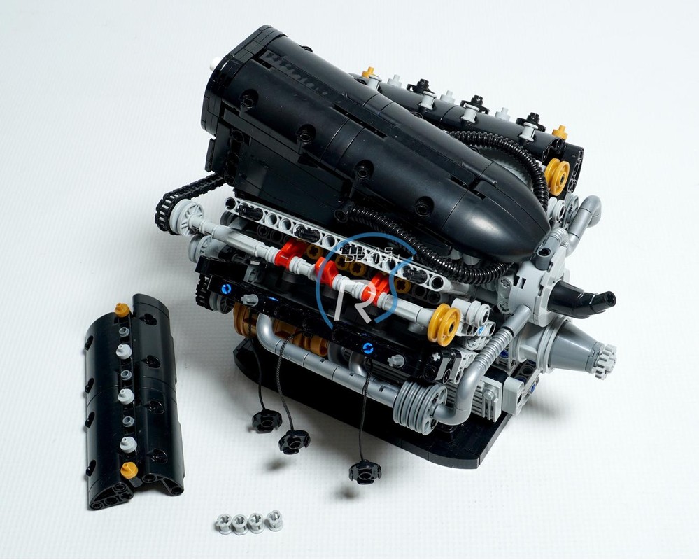 LEGO MOC-227359 V6 Hybrid Engine (inspired by F1 engine) by Lukas2020 ...