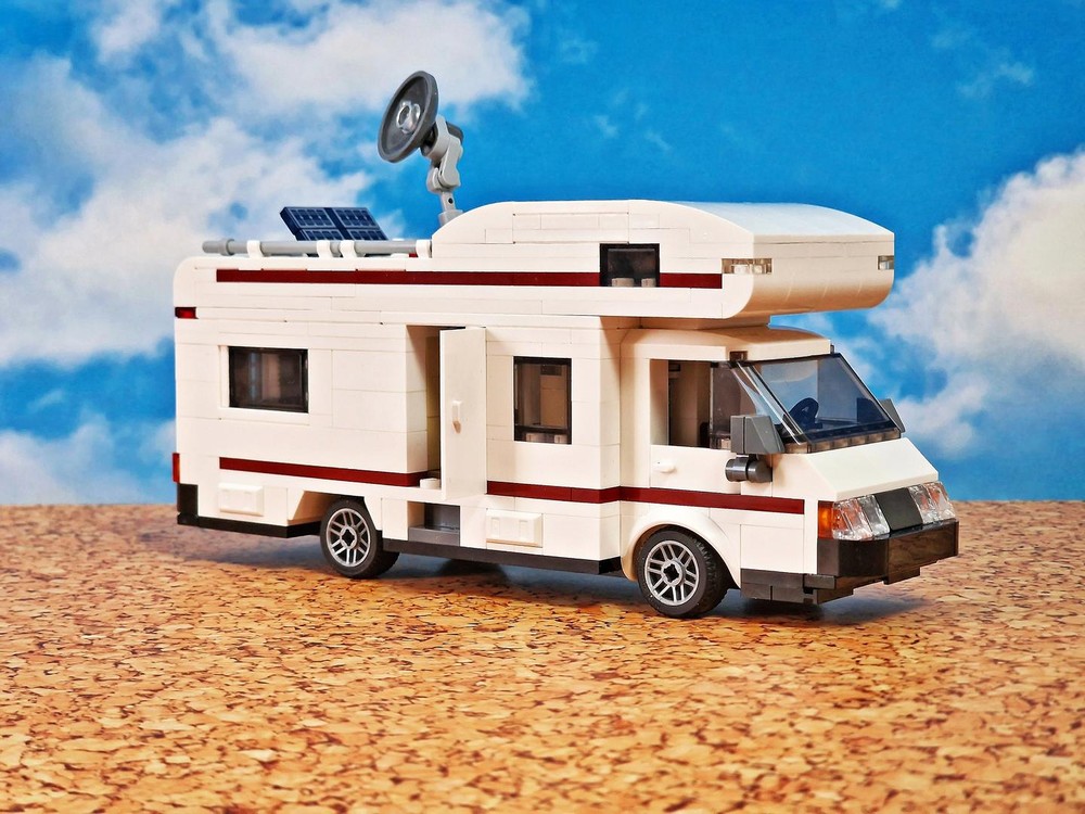 LEGO MOC CamperVan by nevertooold68 | Rebrickable - Build with LEGO