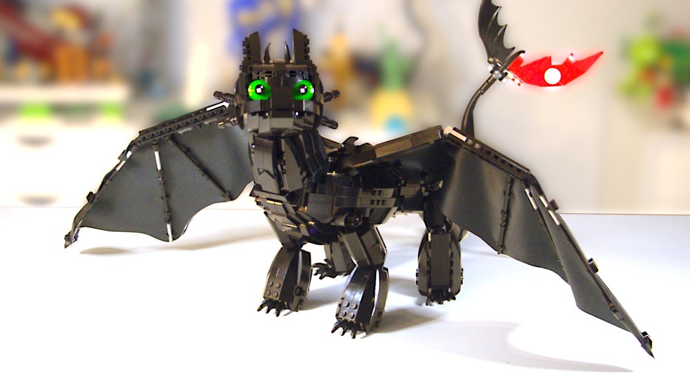 Light Fury in Minifig-Scale! — 2bricksofficial