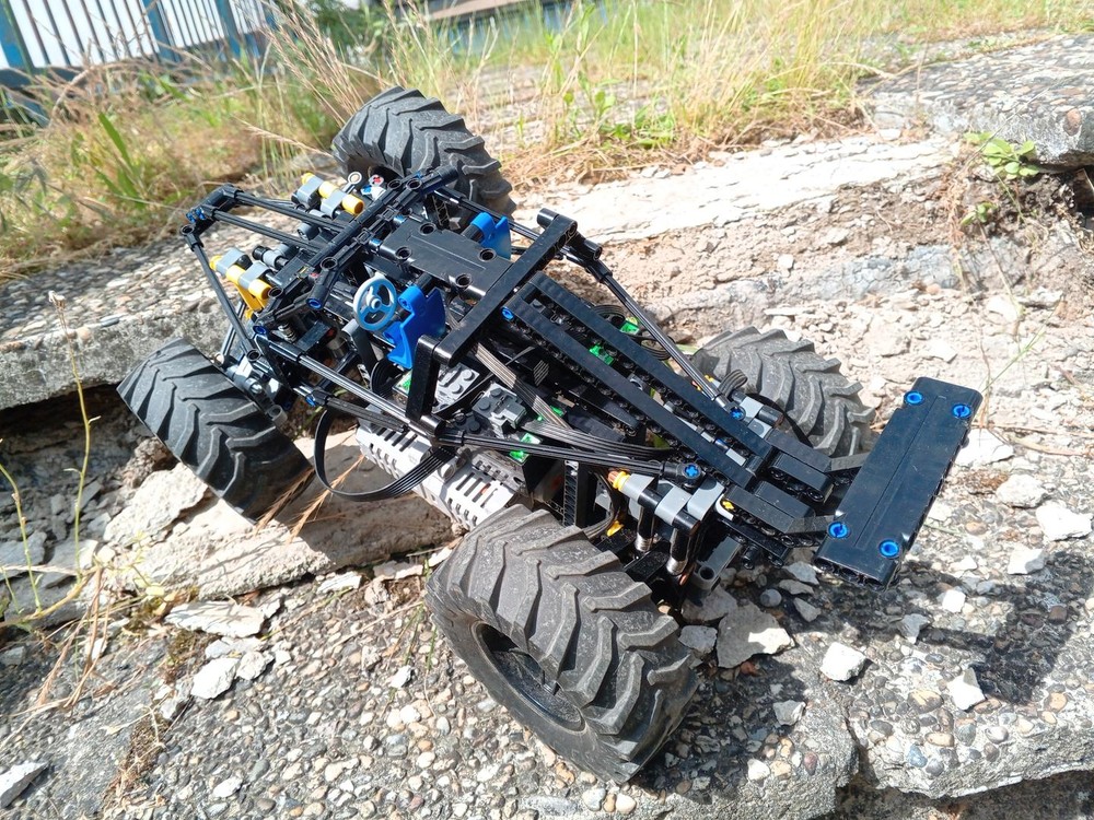 LEGO MOC-229363 Cockroach 2.0 by NVlegotechnic | Rebrickable - Build ...