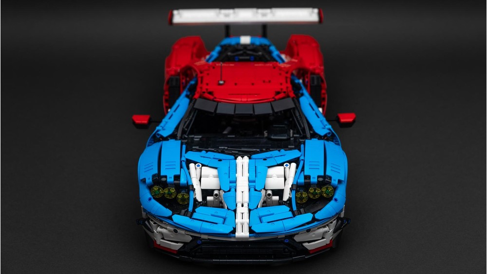 LEGO MOC Ford GT LM GTE #68 1:8 by Jerry LEGO creations