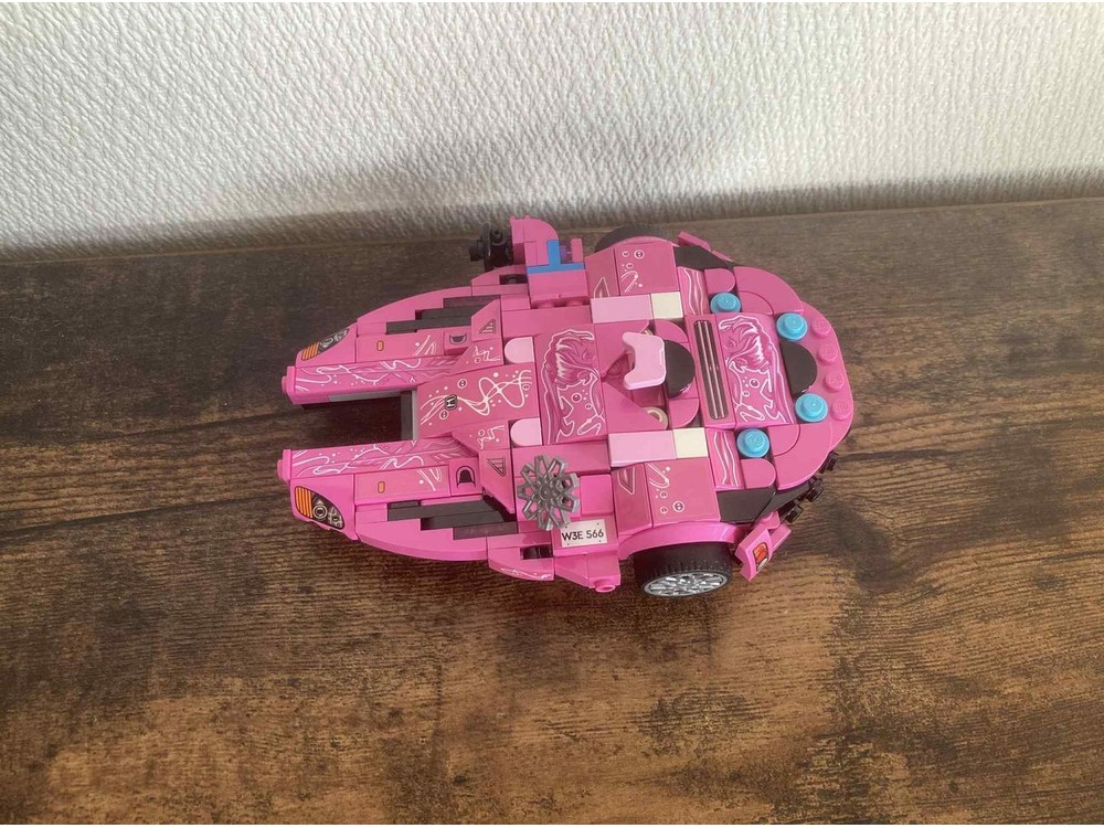 LEGO MOC-231996 2 Fast 2 Falcon! 77241 Alt by CreationCaravan
