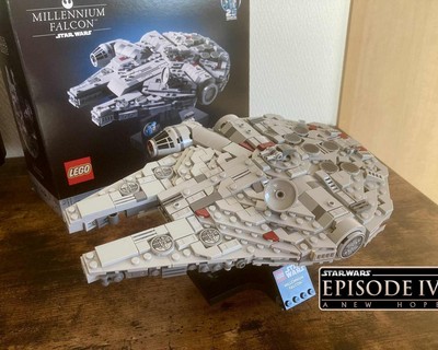 Millennium-Falcon 75375 Midi-Scale