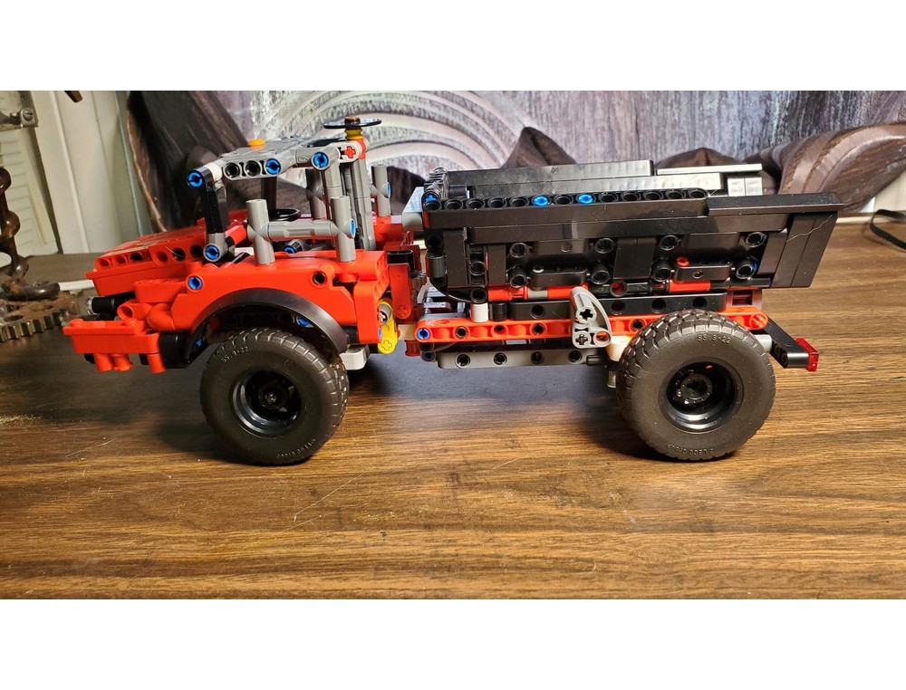 かぎ針編みhandmade LEGO MOC-233949 42213 Articulated Hauler by Boomdidit