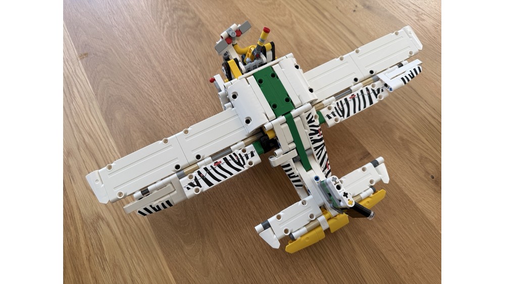 LEGO MOC-234599 Plane with working control system by fenix99 ...