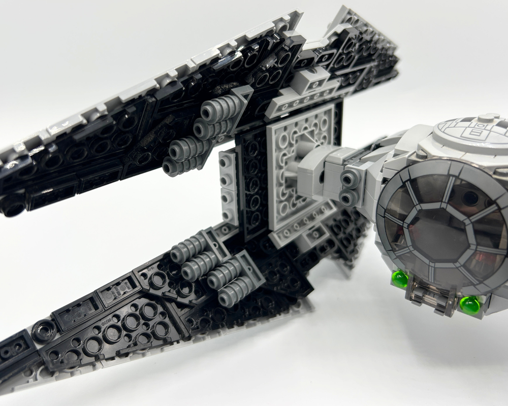 LEGO MOC Tie Avenger (75300 & 6x 30708 Alternate Model) by