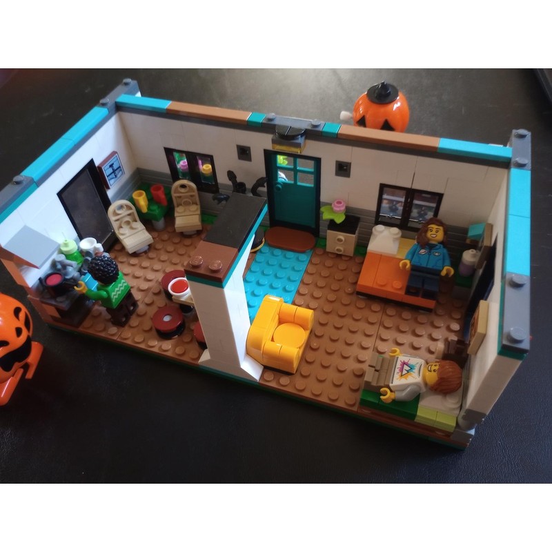 LEGO MOC-236389 Wednesday & Enid's Bed & Breakfast by Jeruvian ...