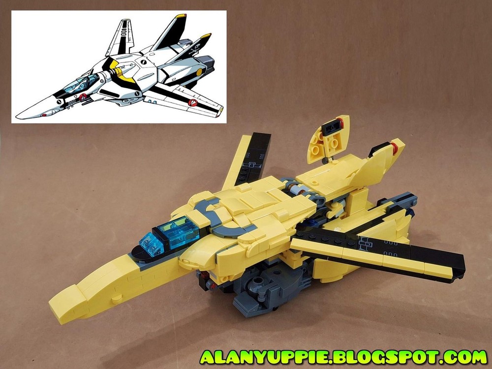 LEGO MOC VF-1 Valkyrie (Macross) / Jetfire (g1 Transformers) using