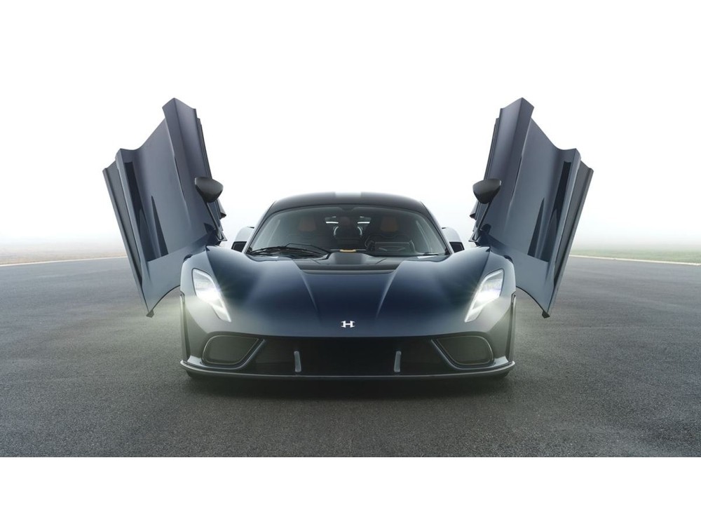LEGO MOC-241265 Dark Blue Hennessey Venom F5 by Brickcarmocpalace