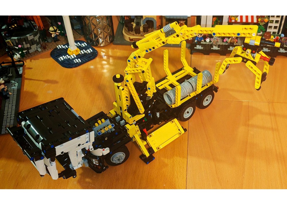 LEGO MOC Mechatech Logging Truck by Auroralampinen | Rebrickable ...