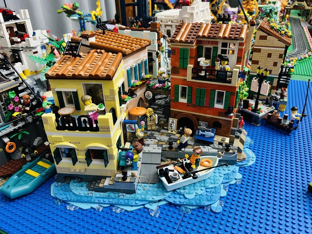 LEGO MOC-242040 Italian Riviera Base by Brick Artisan | Rebrickable ...