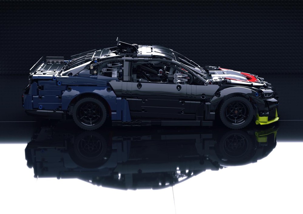 LEGO MOC-242701 NASCAR Camaro ZL1 gen-6 (2018) 1:12 by gheneli