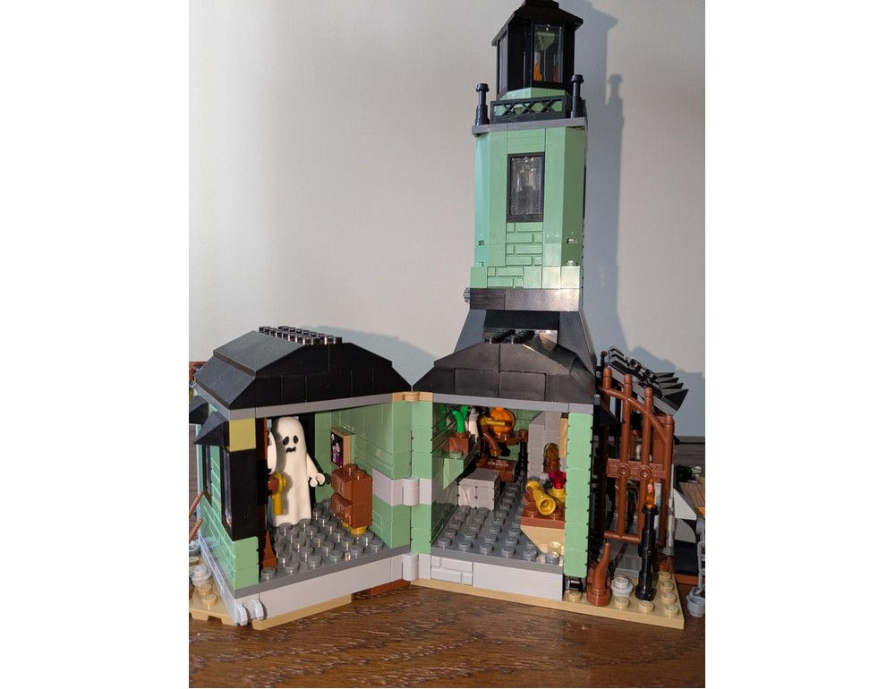 LEGO MOC-243477 Skeleton Point Lighthouse by Lefty2444 | Rebrickable ...