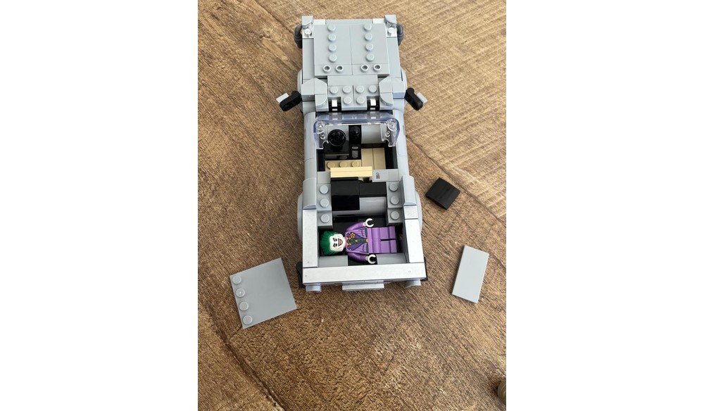 LEGO MOC-244358 Lowrider 76911 by LamperLad | Rebrickable - Build with LEGO