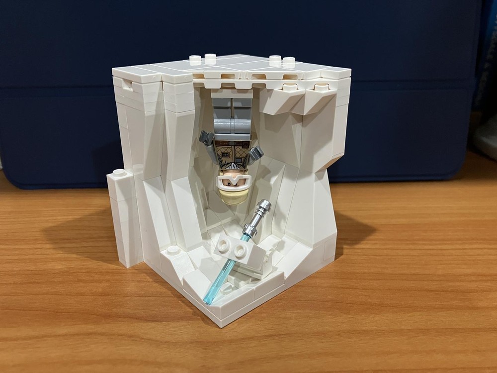 LEGO MOC-244678 Hoth Habitat by The BrickPharm | Rebrickable - Build ...
