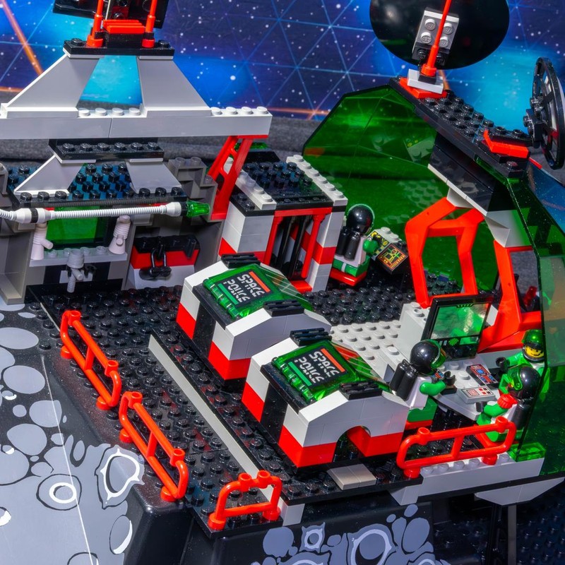 LEGO MOC-245236 Space Police Base by 90s_lego_space | Rebrickable ...