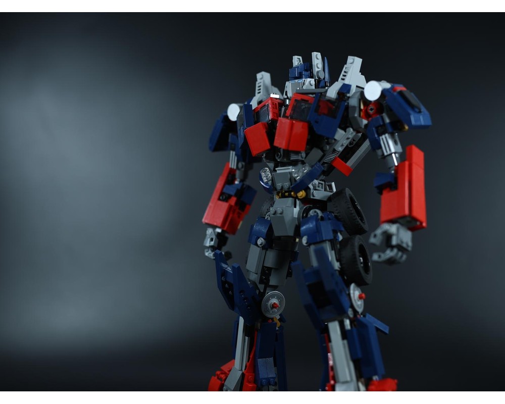 LEGO MOC-245888 LEGO Optimus Prime (Alternate Build 10302 + 71821) by ...