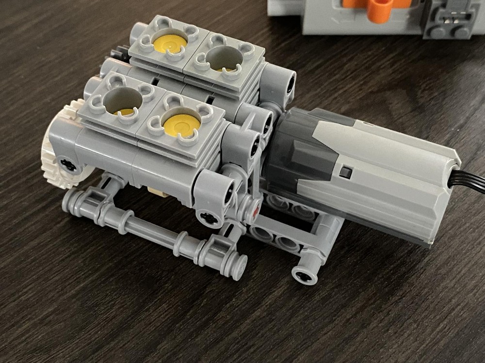 LEGO MOC-247685 Square 4 Engine by WPNGLS | Rebrickable - Build with LEGO
