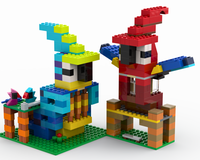 10698 Parrot houses