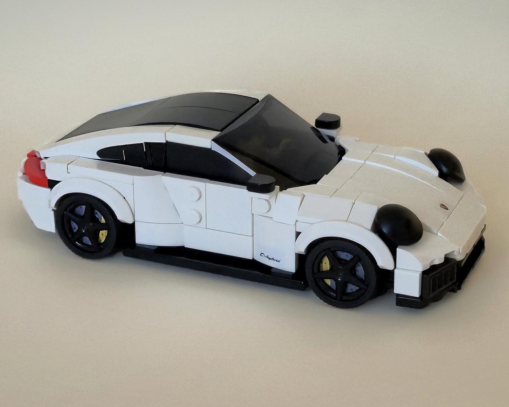 LEGO MOC-249333 Inspired by Porsche 911 GTS (992.2) by Mr. Dude