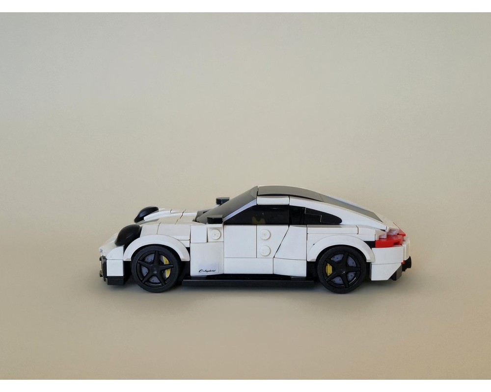 LEGO MOC-249333 Inspired by Porsche 911 GTS (992.2) by Mr. Dude