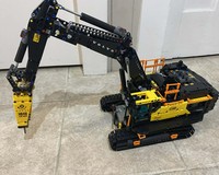 Volvo Excavator Full RC Powered Up