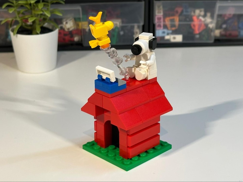 LEGO MOC-252332 Mini Snoopy's Doghouse by brickpatch | Rebrickable ...