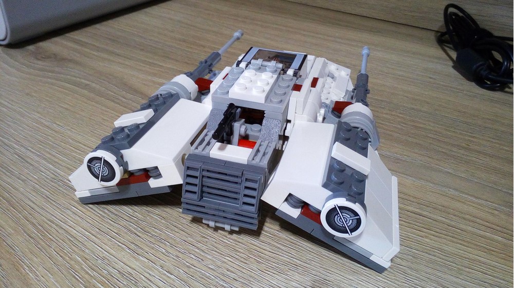 LEGO MOC Snowspeeder by ig-ate_ate | Rebrickable - Build with LEGO