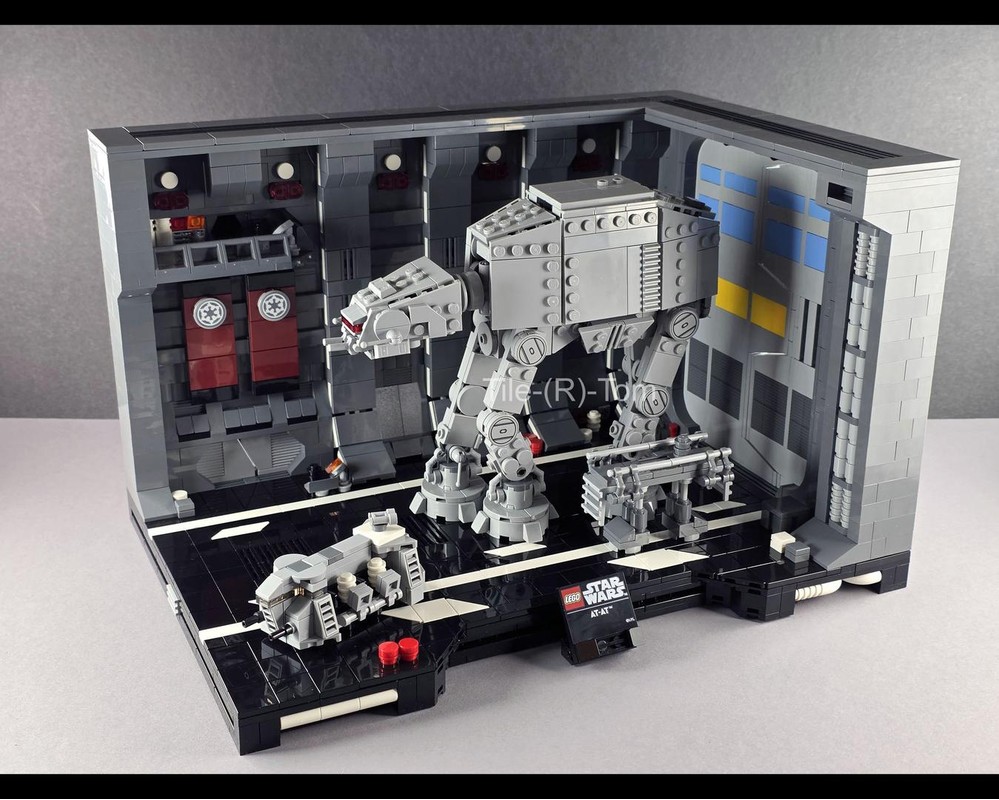 LEGO MOC-254313 Midi sized Maintenance Hangar Diorama Display for 75440 ...