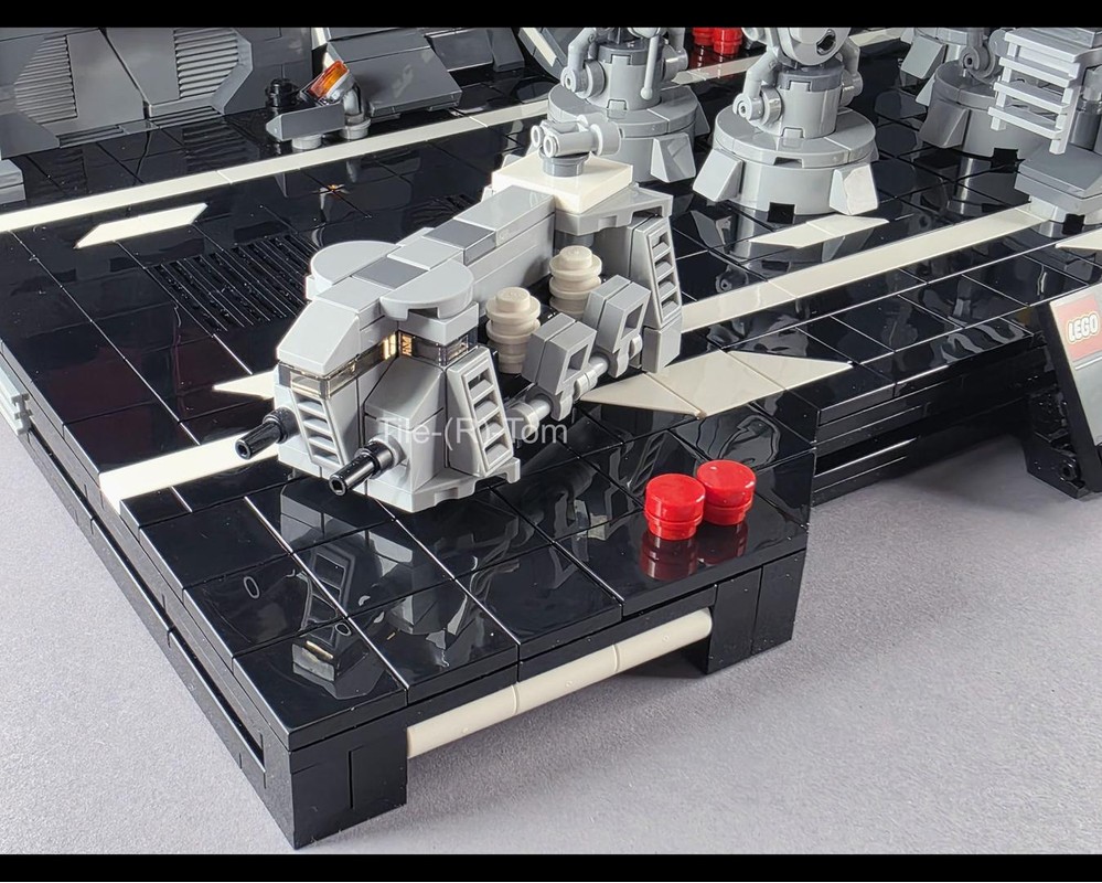 LEGO MOC-254313 Midi sized Maintenance Hangar Diorama Display for 75440 ...