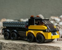 75893 8x8 Dump Truck
