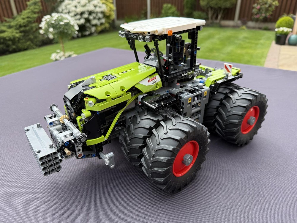 LEGO MOC-255328 Claas Xerion 'Official' Dual Wheels by s90sml ...