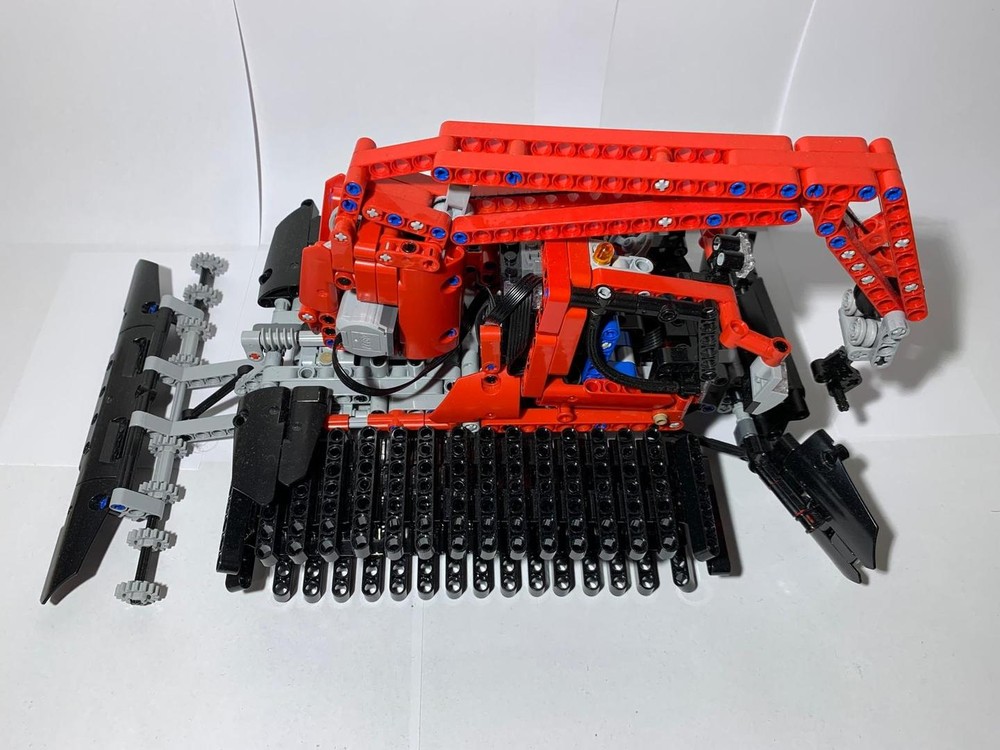 LEGO MOC-255387 motorized Snow groomer 8263 with winch by cacatúa ...