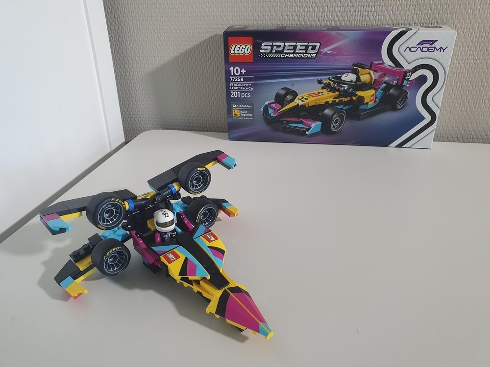 LEGO MOC-256112 F1 Starship Collection - The F1 Academy Xwing by