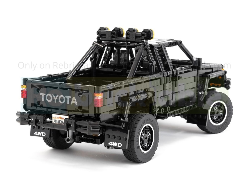 LEGO MOC-256305 1985 Toyota 4x4 SR5 Xtracab Truck - Back to the