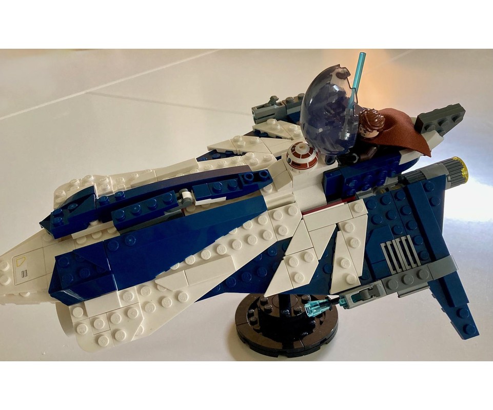 LEGO MOC-256559 Anakin’s Custom Starfighter 