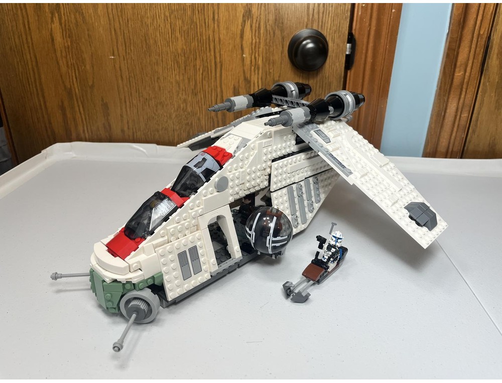 LEGO MOC-257270 Republic Gunship Alternate Build Using Set 75357 by ...