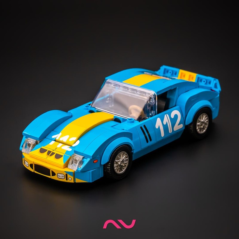 LEGO MOC-257508 Ferrarl 250 GTO (Lady in Blue) by NV Carmocs