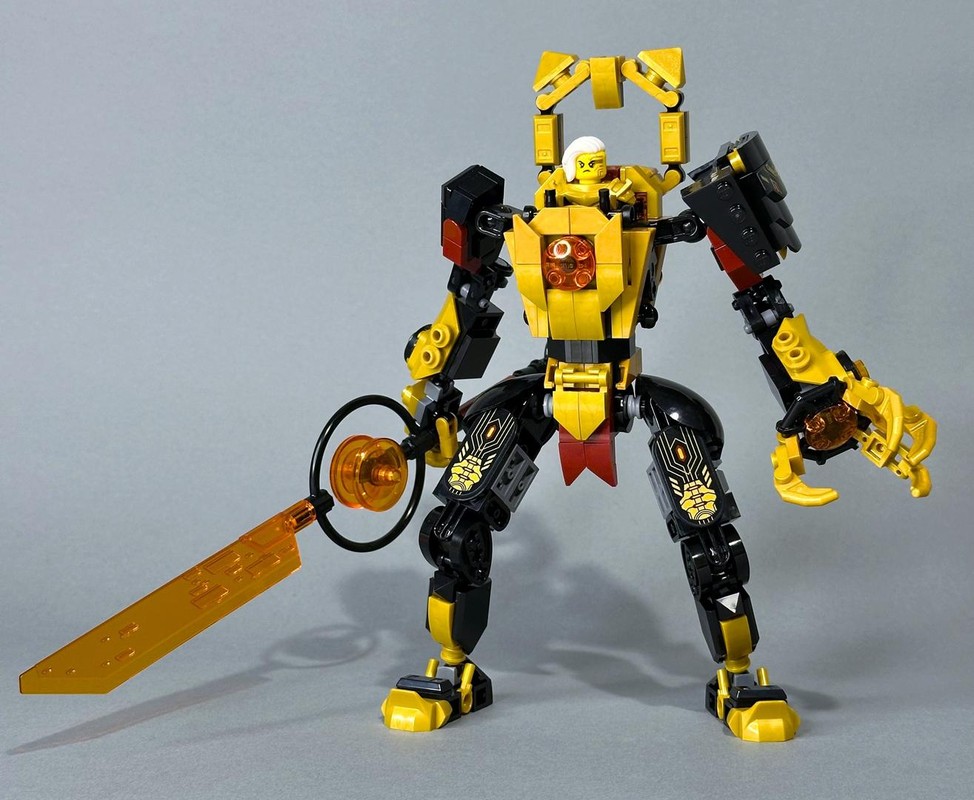 20世紀のマスター：ミレニアム LEGO MOC-257908 Empress Beatrix Mech by bobbacatmocs | Rebrickable