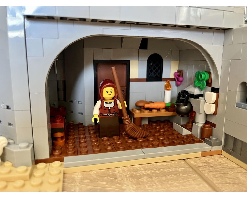 LEGO MOC-260081 Castle Bergfried by TommyP | Rebrickable - Build