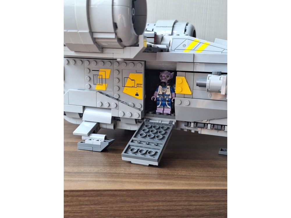 LEGO MOC-260402 Razor Crest MOD 2026 by Quarries Workshop | Rebrickable ...