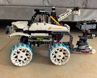 42211 lunar monster truck