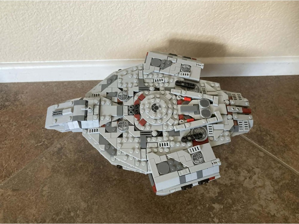 LEGO MOC-265697 USS Defiant NX-74205 Midi-Scale by CreationCaravan
