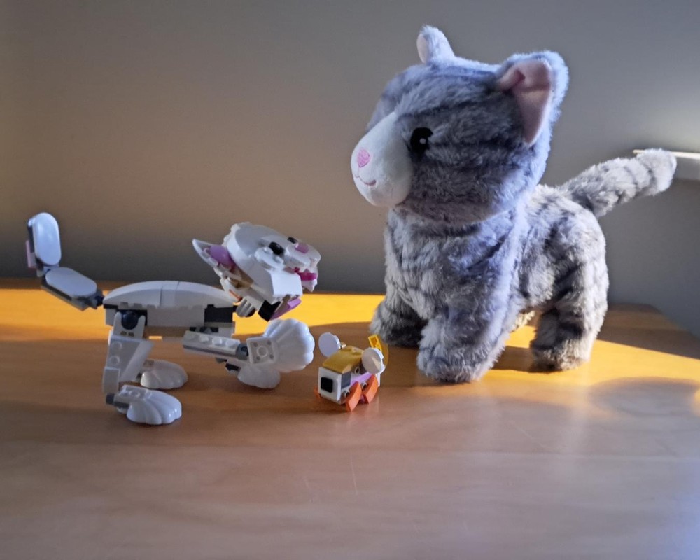 LEGO MOC-266062 Kitten & Mouse by EricMatei | Rebrickable - Build with LEGO